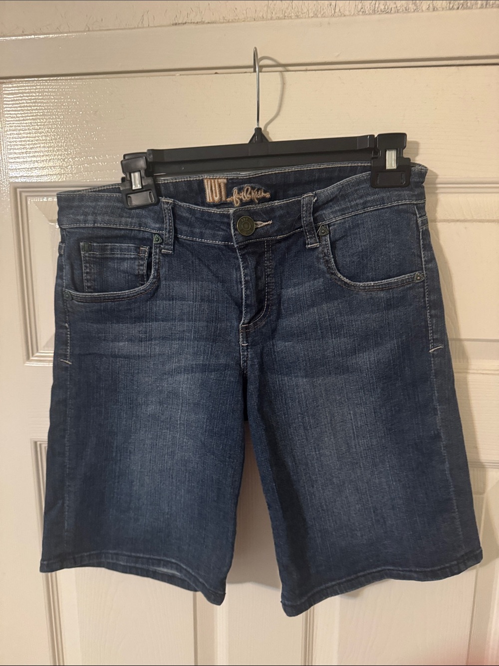 Kut from the Kloth Women’s Medium Blue Denim Shorts